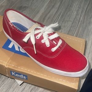 New In Box Keds Champion